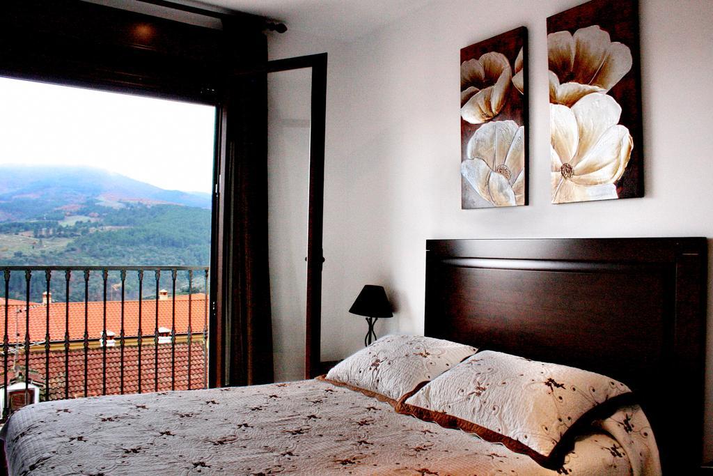 Apartamentos Turisticos Mirayuste Guadalupe  Cameră foto