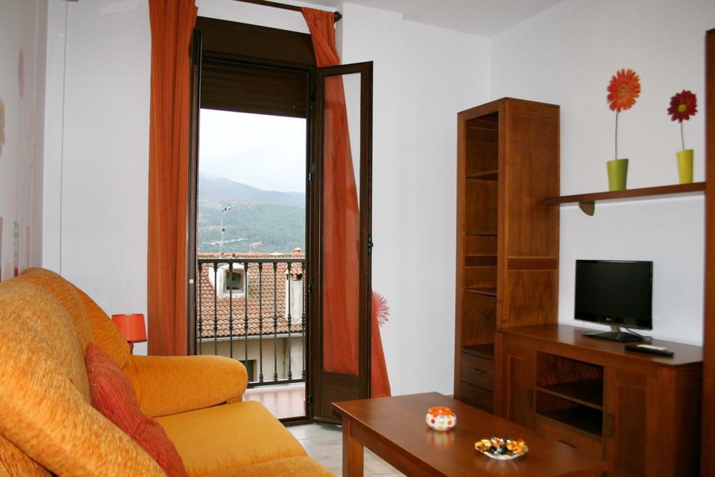 Apartamentos Turisticos Mirayuste Guadalupe  Cameră foto