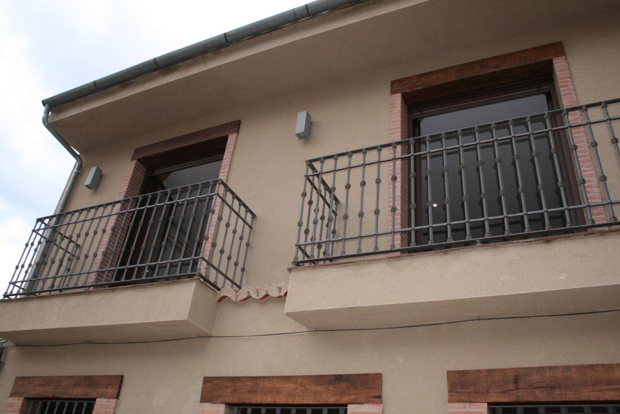Apartamentos Turisticos Mirayuste Guadalupe  Cameră foto